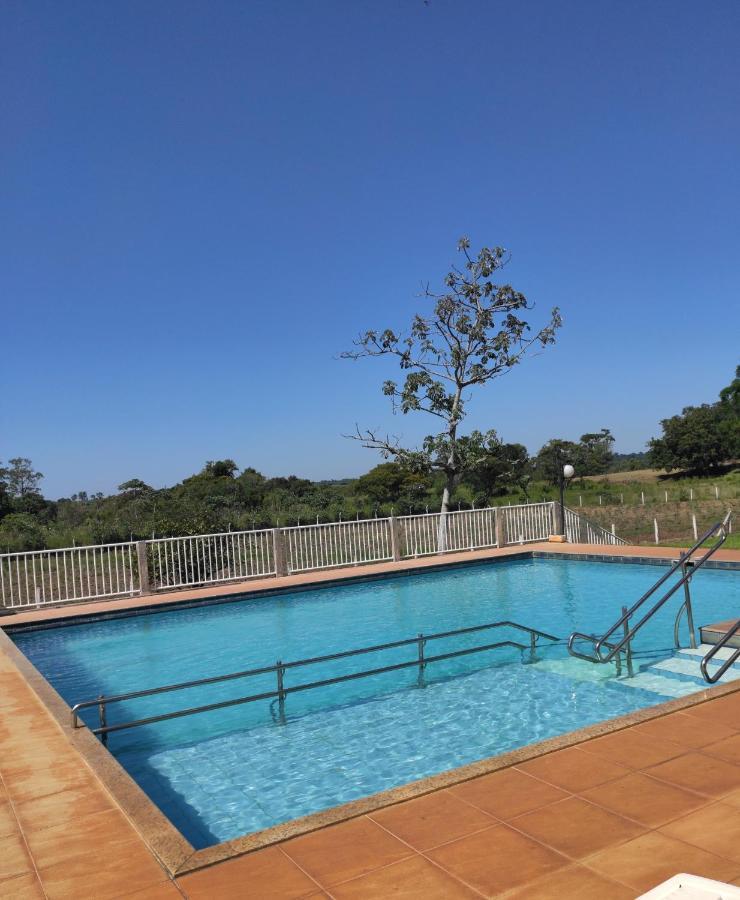 Park Golf Hostel Ipelandia Foz do Iguacu Exterior photo