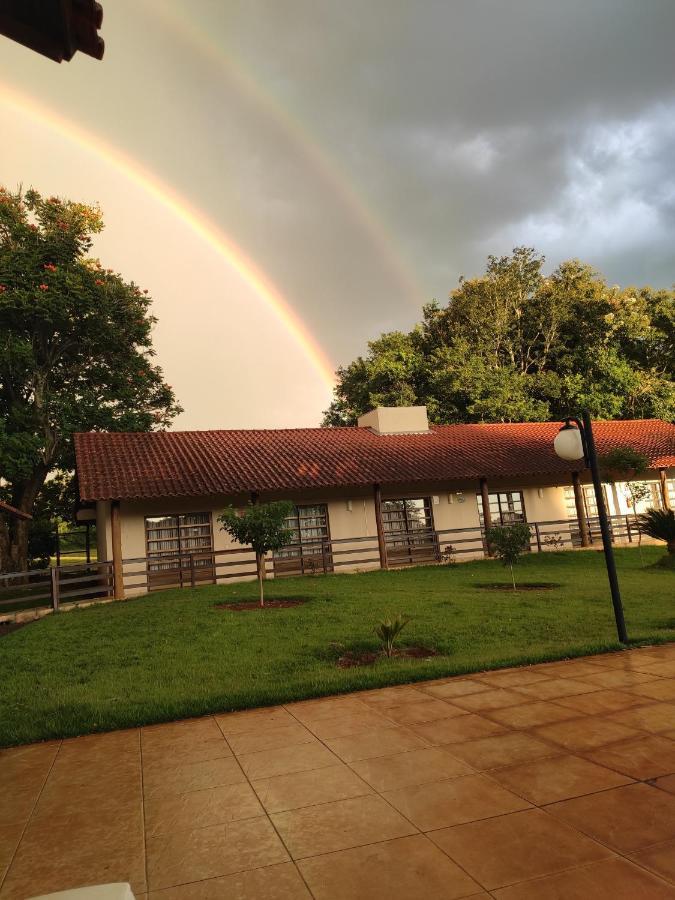 Park Golf Hostel Ipelandia Foz do Iguacu Exterior photo