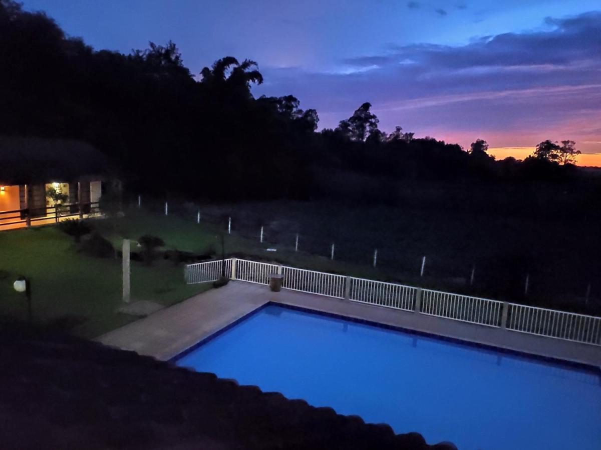 Park Golf Hostel Ipelandia Foz do Iguacu Exterior photo