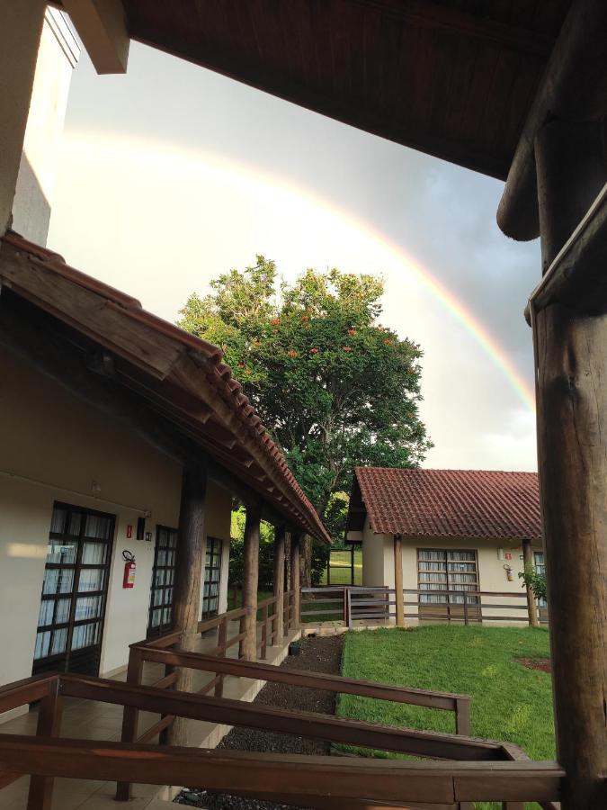 Park Golf Hostel Ipelandia Foz do Iguacu Exterior photo