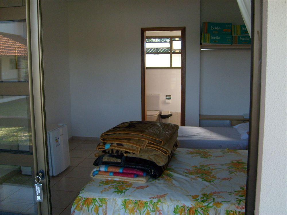 Park Golf Hostel Ipelandia Foz do Iguacu Exterior photo