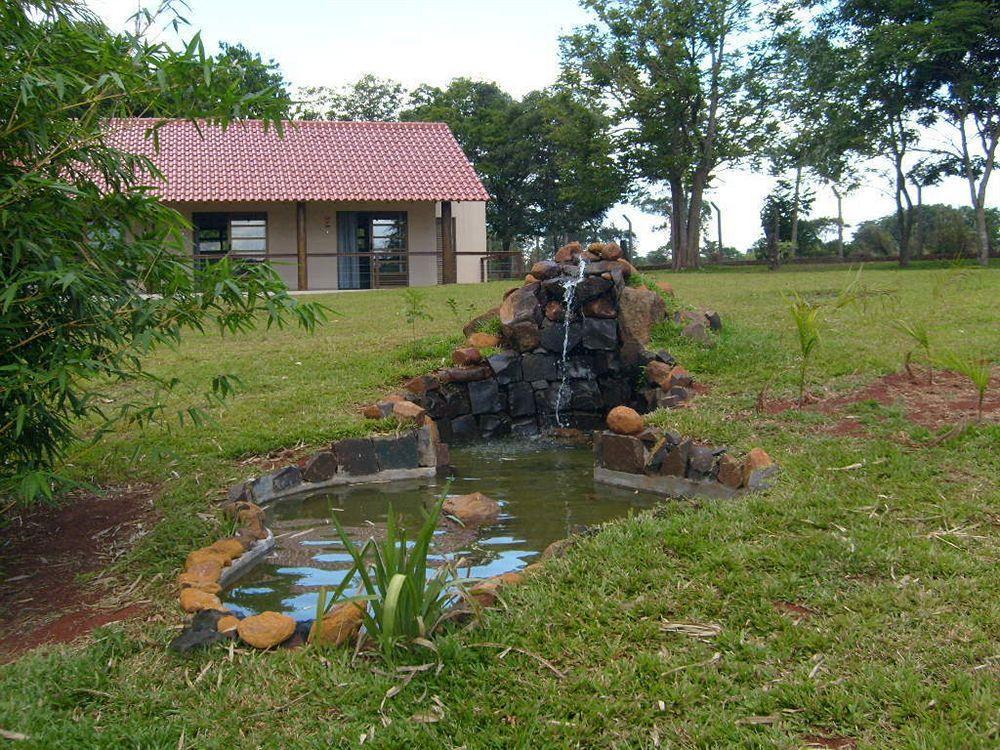 Park Golf Hostel Ipelandia Foz do Iguacu Exterior photo